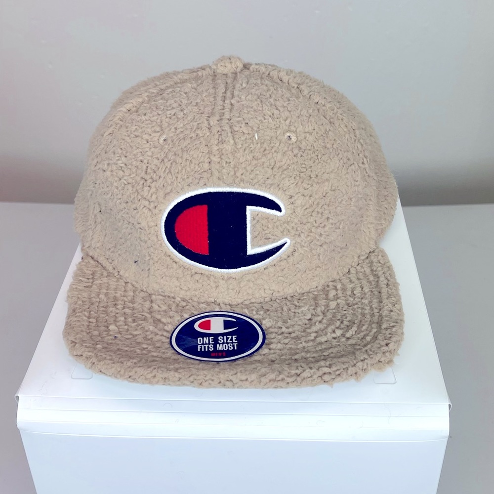 Champion Sherpa Hat (unisex)